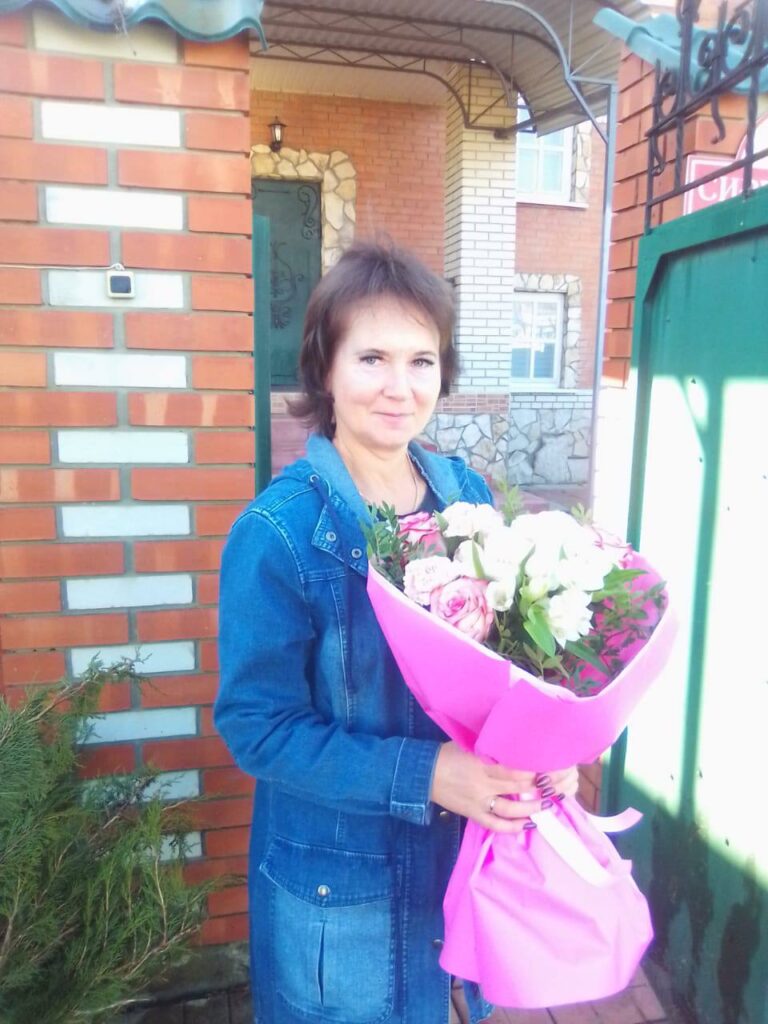 Отзыв от Евгения на сайте FirstFloral